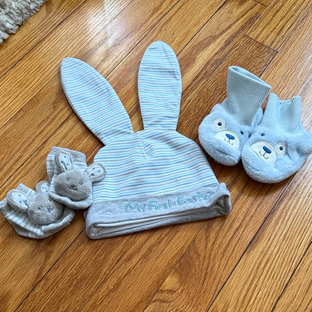 My First Easter NWOT hat & bootie set